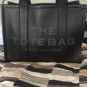 MARC JABOC Large Tote Bag.. used maybe twice, it’s way too big for me..I need a